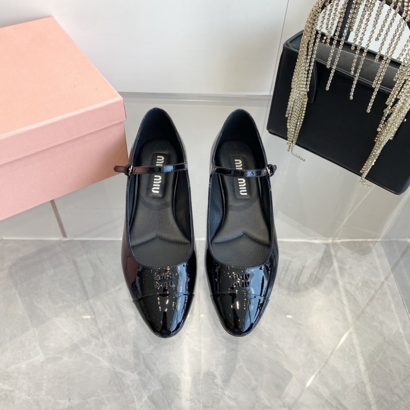 Miu Miu flat shoes